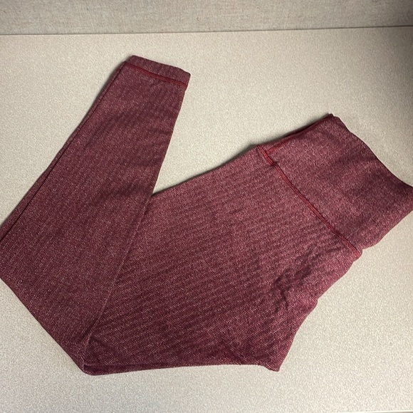 Lululemon Wunder Under High Rise Heathered Herringbone Bordeaux Drama leggings - Picture 5 of 8